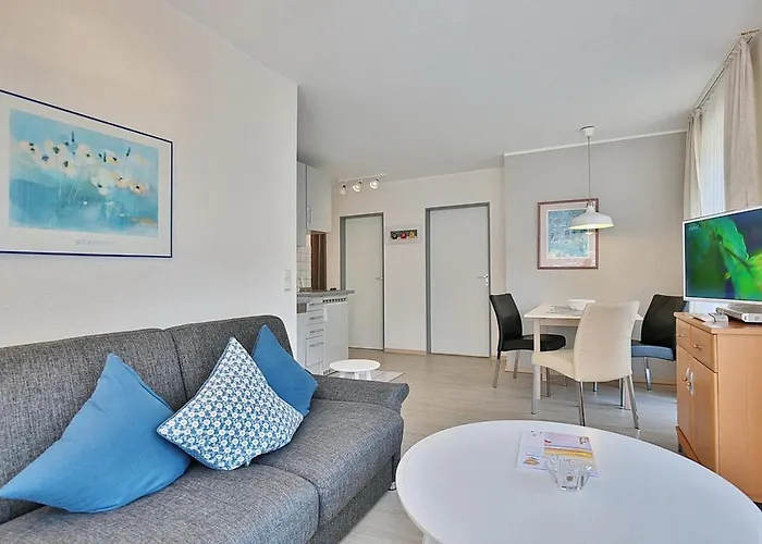 Am Rosenhain 6 Am Rosenhain 6 3 Lägenhet *